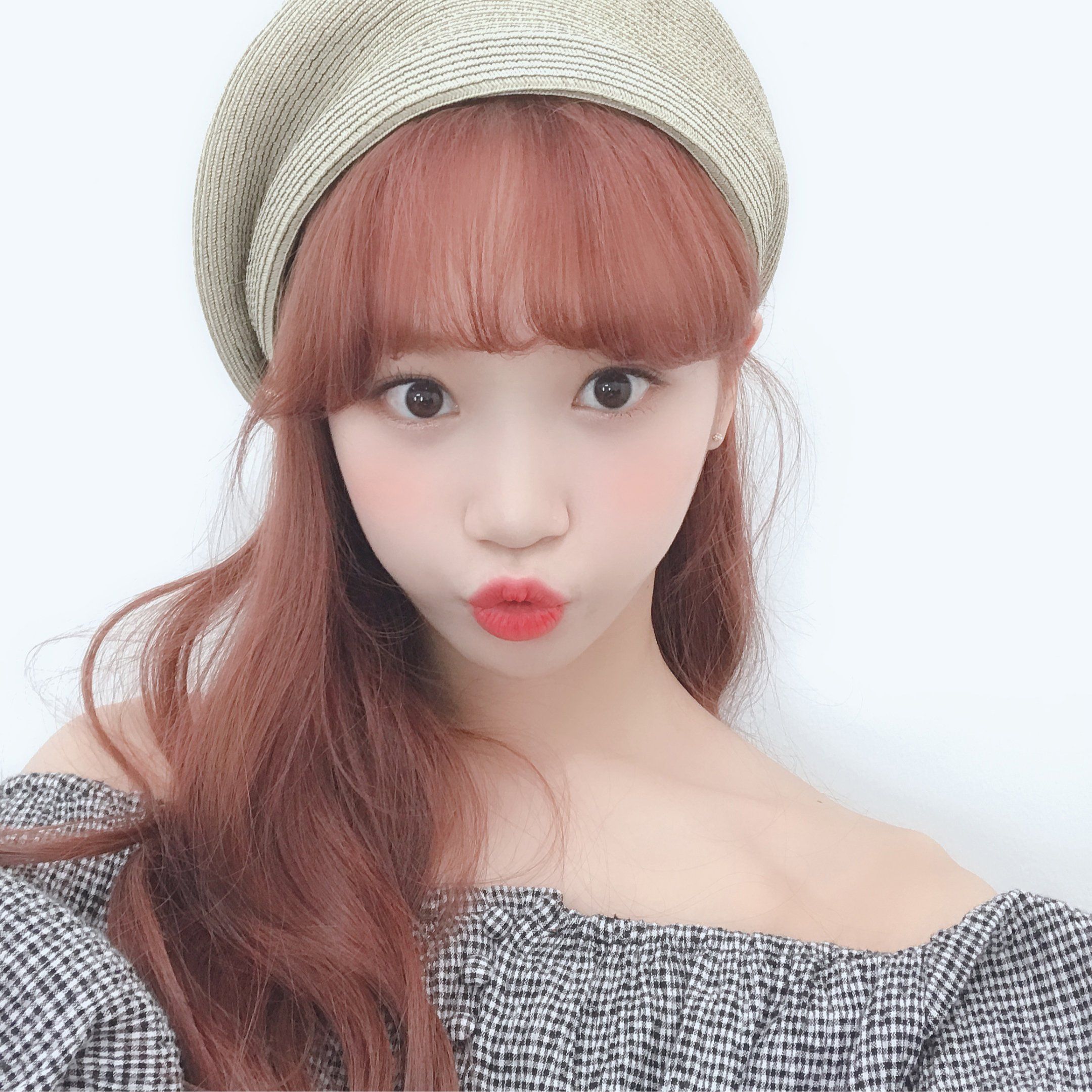 김채원 사진 모음 김채원 사진 모음