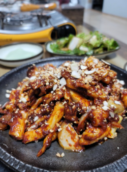 명복식당 갑오징어불고기