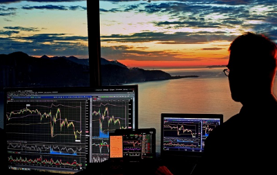 Z세대는 왜 전통적인 주식보다 크립토, NFT, 그리고 토큰화 자산을 선호할까?