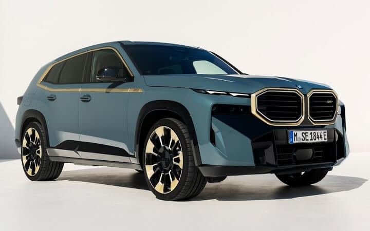 bmw xm 두번째
