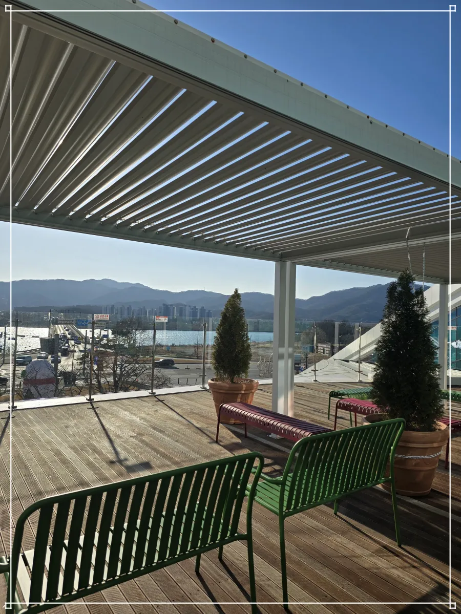 양평도서관-3층테라스-남한강전경