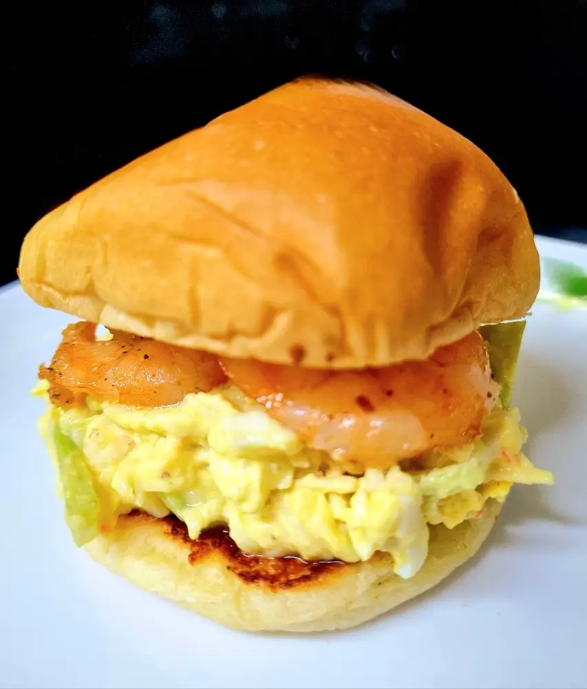 나만의 작은 휴식 홈 브런치: 갈릭버터새우 계란샐러드 모닝빵 만들기