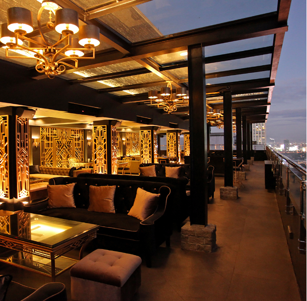 The Penthouse 8747 이미지