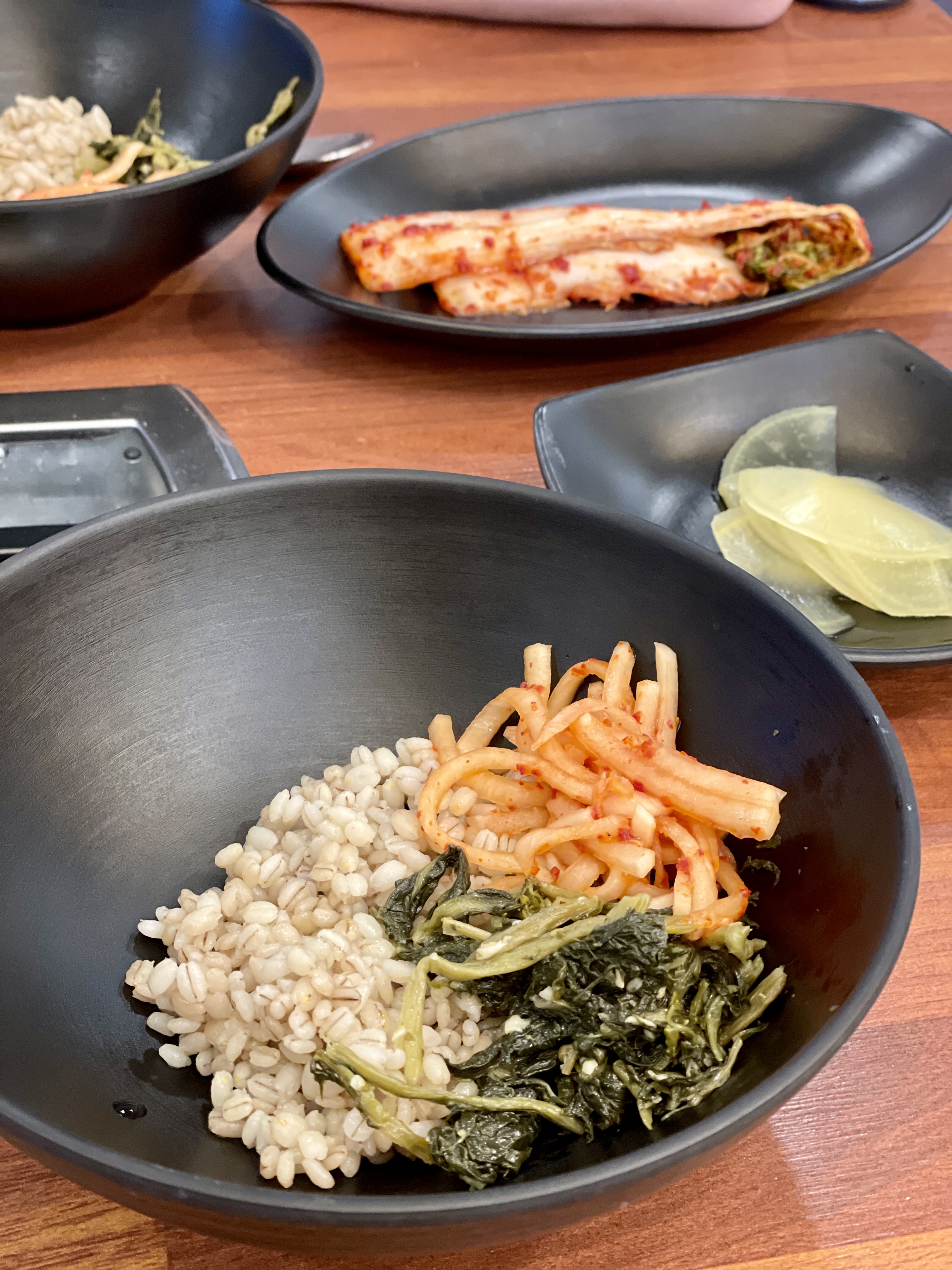 솝말칼국수 서군산점에서 바지락칼국수와 야끼만두