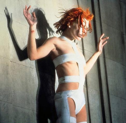 영화 제5원소 리루의 붕대의상