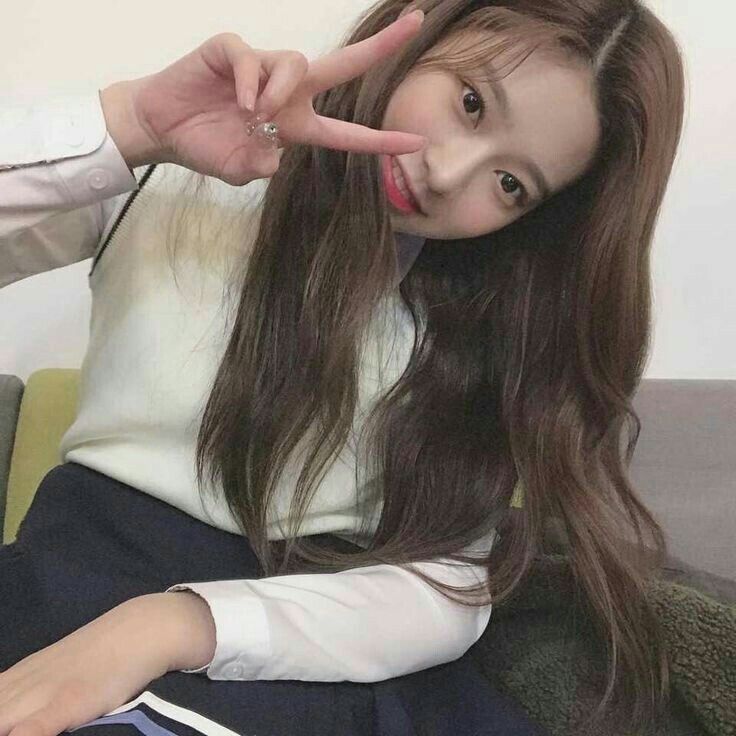 아이즈원 김민주 최애사진