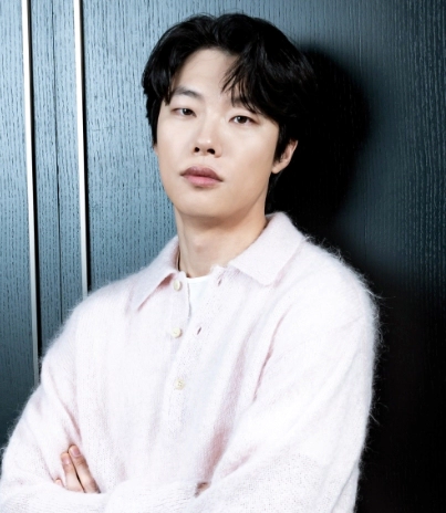 류준열 프로필 나이 고향 학력 인스타 사진전