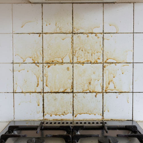 주방 타일 벽면 기름때, 얼룩 없이 손쉽게 닦는 비결