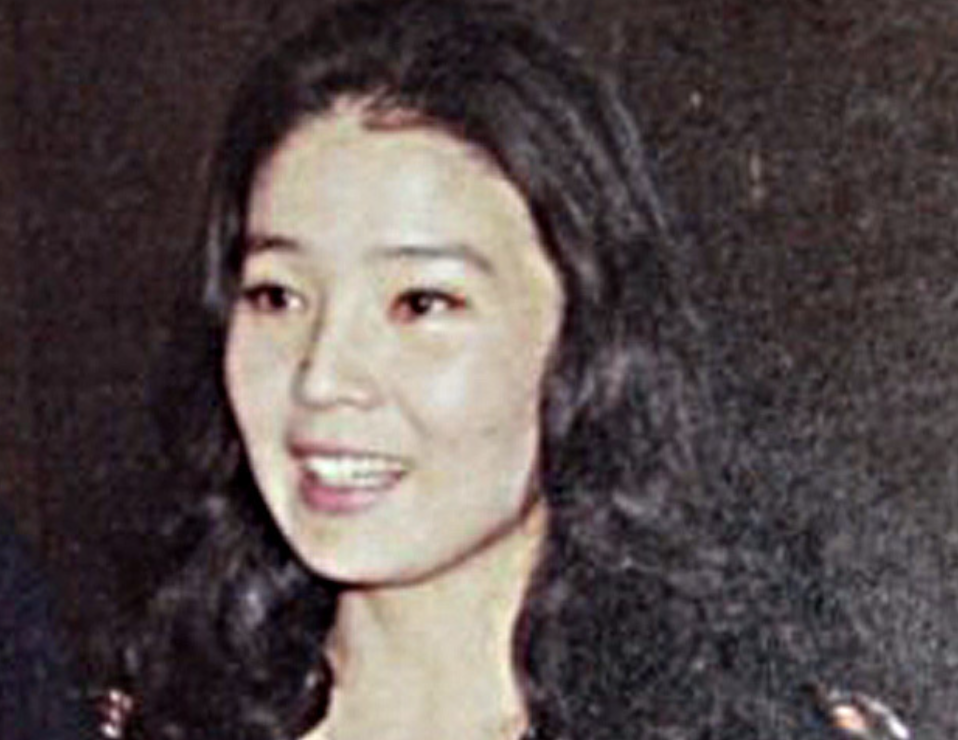 윤정희 리즈시절 미모