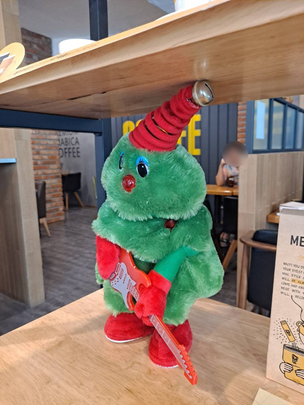 메가커피 인형