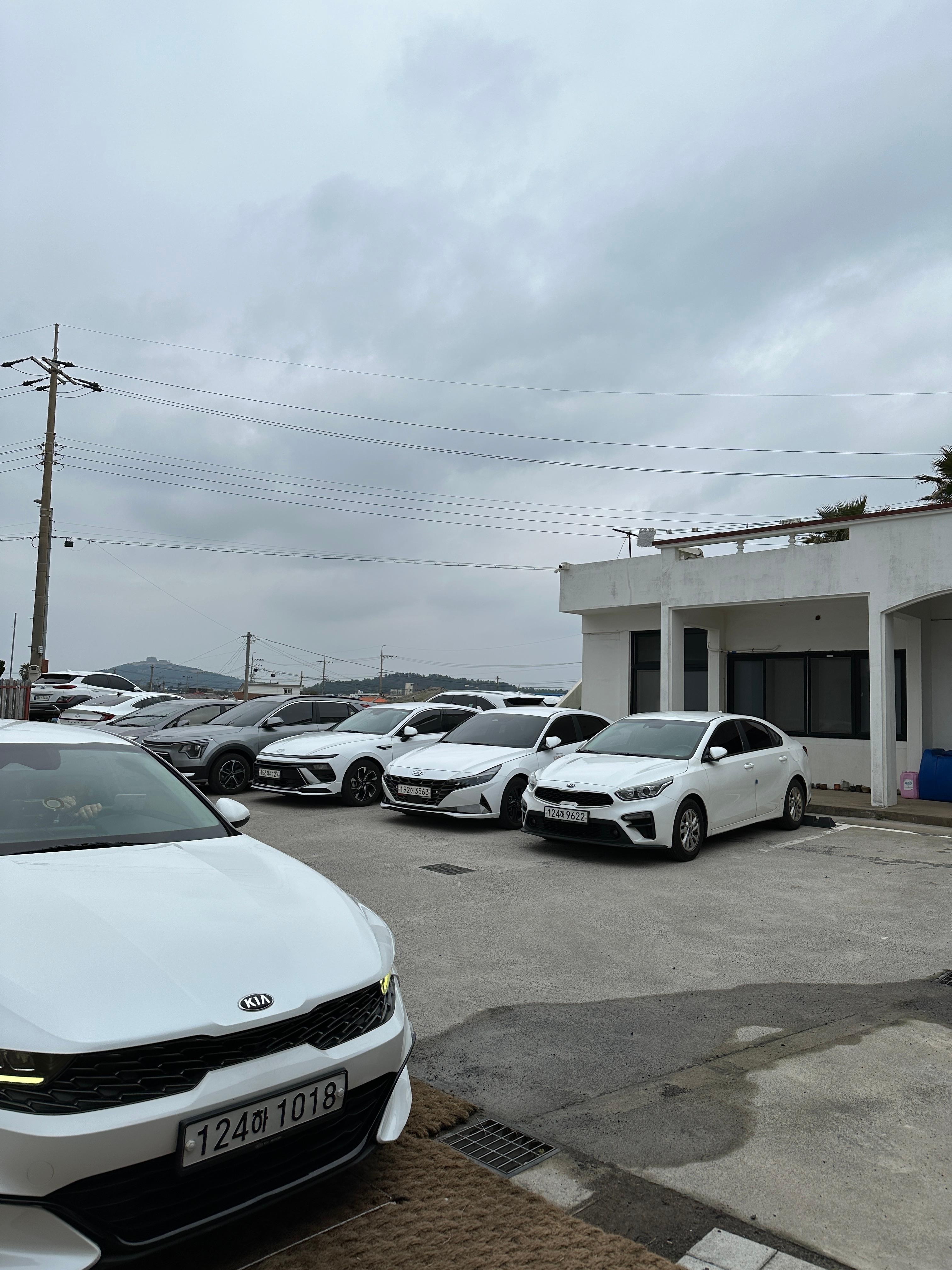 선채향 주차장1