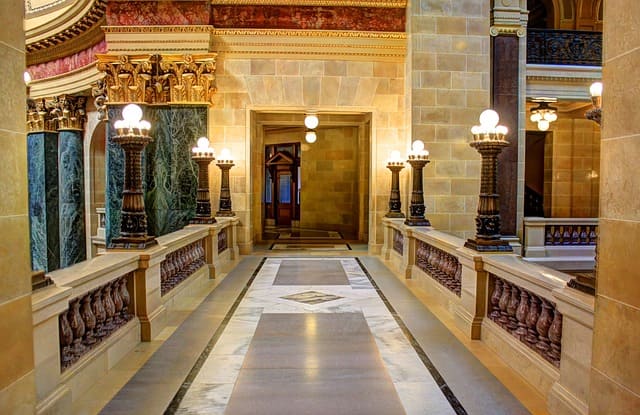 으리으리한 호텔 복도