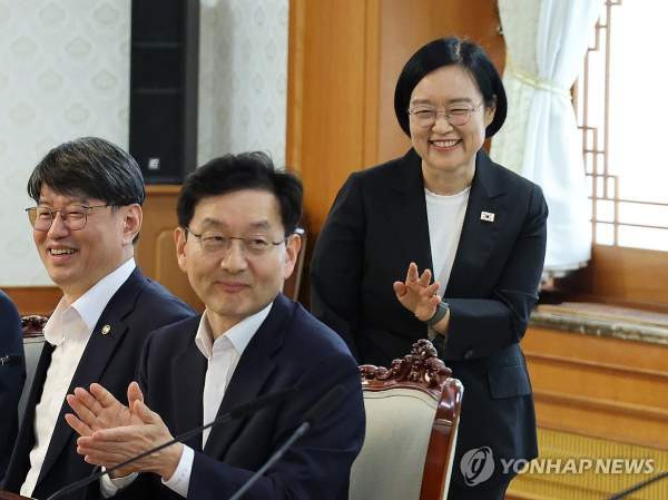 한성숙 프로필 제50대 국무총리 취임 나이 학력 고향 중기부 장관 및 모두의 창업 사과 핵심 정리