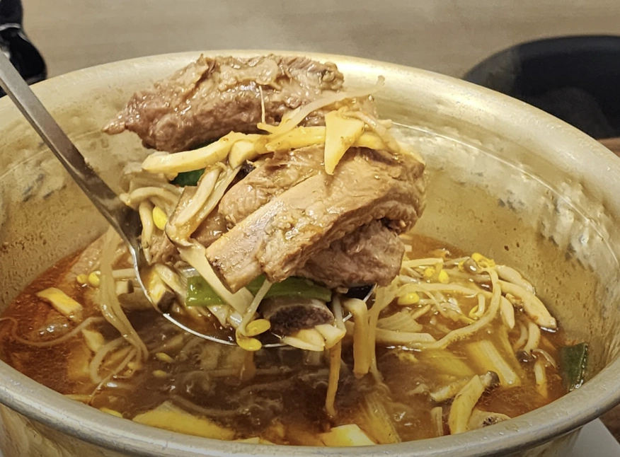 생방송 투데이 3766회 &ndash; 양푼 등갈비 &amp; 서울강남 양재족발 위치 정보 소개