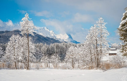 의외로-모르는-여름-해외-여행지-아이슬란드-뉴질랜드-일본-무더위