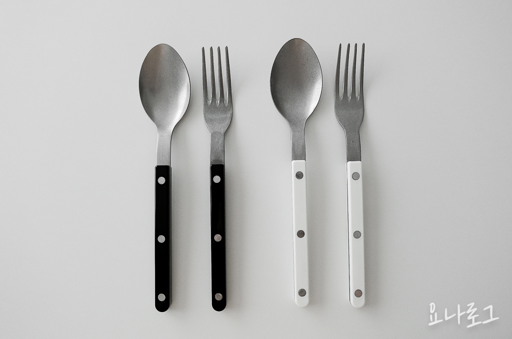 사브르 사브르커트러리 커트러리추천 커트러리 추천커트러리 사브르빈티지 빈티지커트러리 예쁜커트러리 예쁜식기추천 신혼부부추천템 예쁜식기 예쁜커트러리 사브르포크 사브르스푼 사브르수저 사브르나이프 SABRE 신혼부부선물