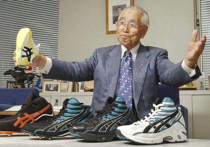 아식스 창립자 오니츠카 키하치로