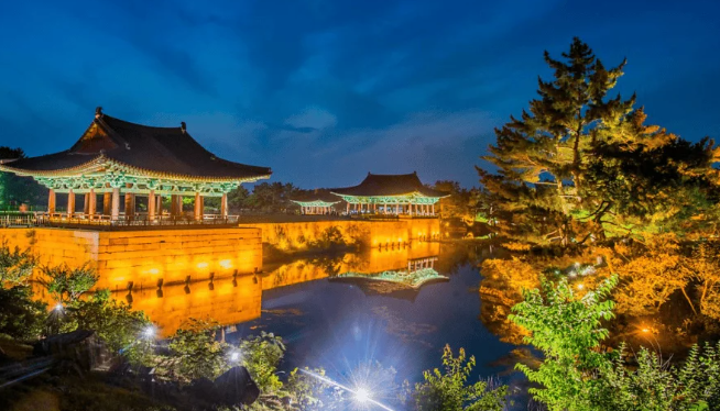 경주 하루 종일 역사 투어 예약하기