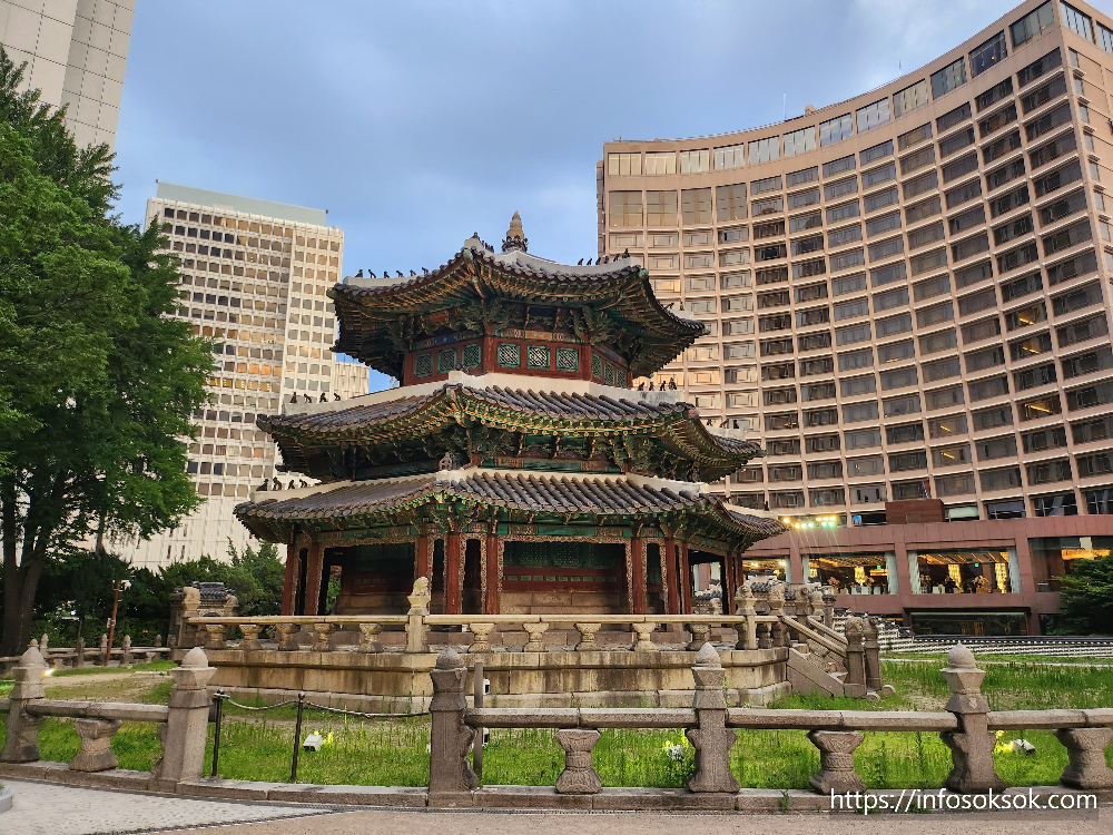 호텔과 제단: 조선철도호텔과 웨스틴조선이 바꾼 환구단 100년