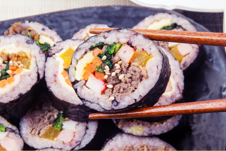 김밥이 너무 먹고 싶은 경우 재료만 따로 먹는것도 방법입니다