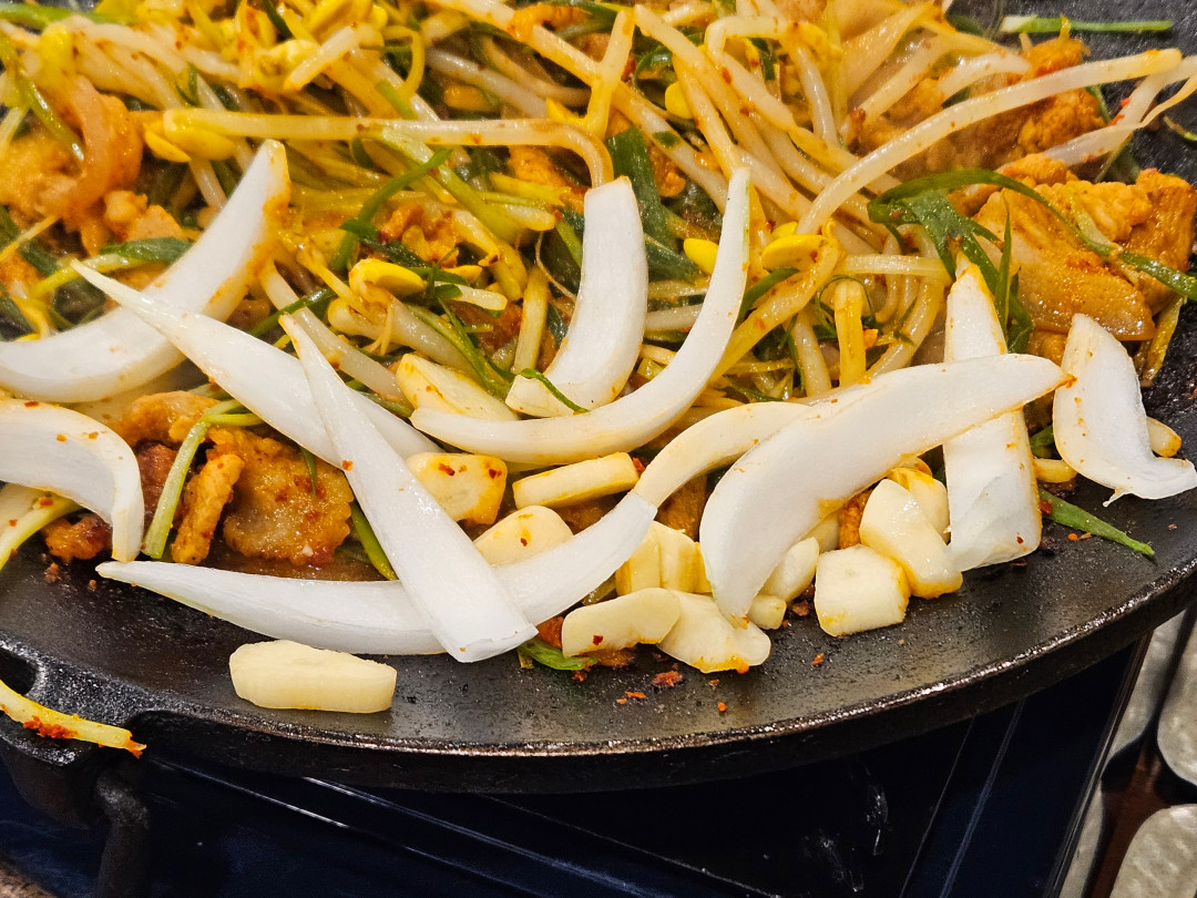 신창 흑돼지 두루치기