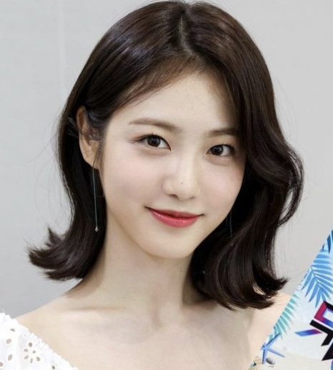 신예은 외모