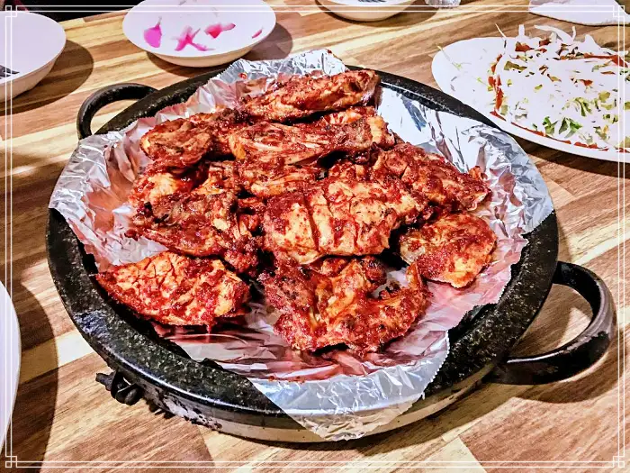 생방송 오늘저녁 용산 녹사평 경리단길 숯불구이 치킨 바비큐 맛집