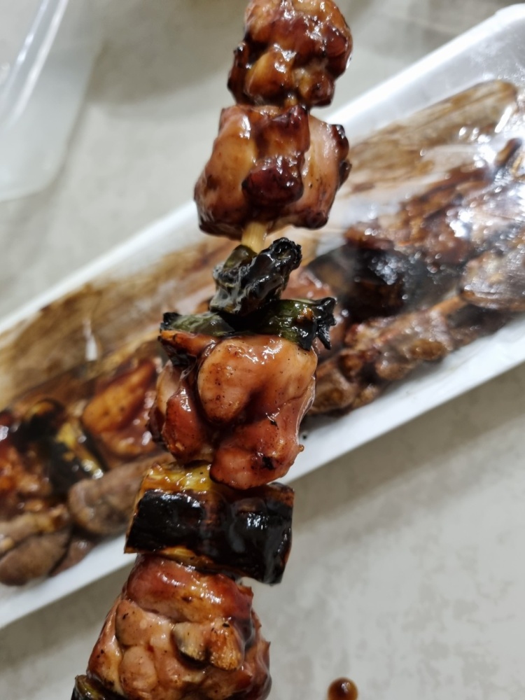 픽업 트렌드스페셜 히트맨, 숯가마로 찌고 구워 담백함이 일품인 닭꼬치 잠실 야구장 새마을시장 맛집 추천