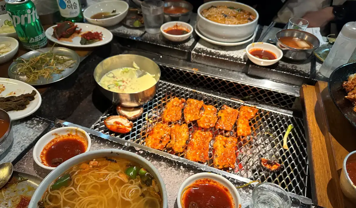 산청-숯불가든-을지로-고추장-양념구이-계란찜-김치온국수