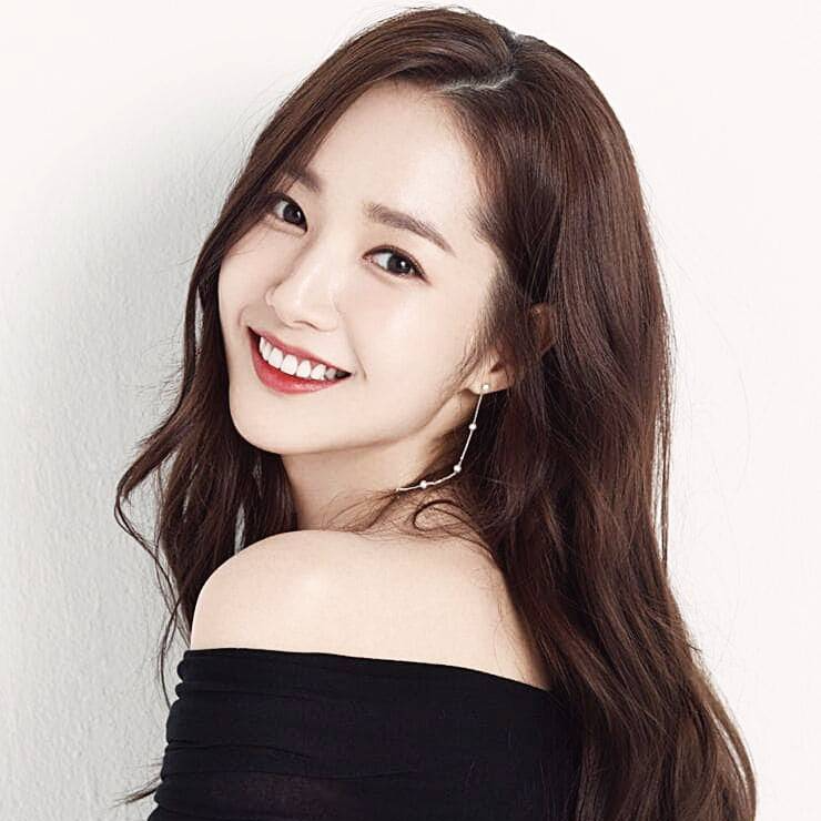 배우-박민영
