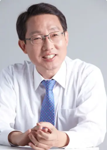 김상훈