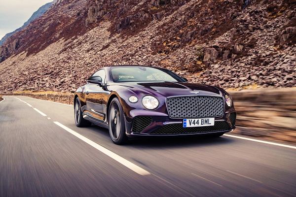벤틀리-컨티넨탈-GT-뮬리너-블랙라인-continental-gt-mulliner-blackline-front