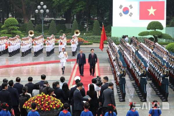 한-베트남 정상 기념촬영: 한-베 정상회담 원전&middot;에너지&middot;공급망 협력 핵심 정리 (2026.4.22)