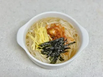 잔치국수 양념장 만들기와 담백하게 먹는 방법_24