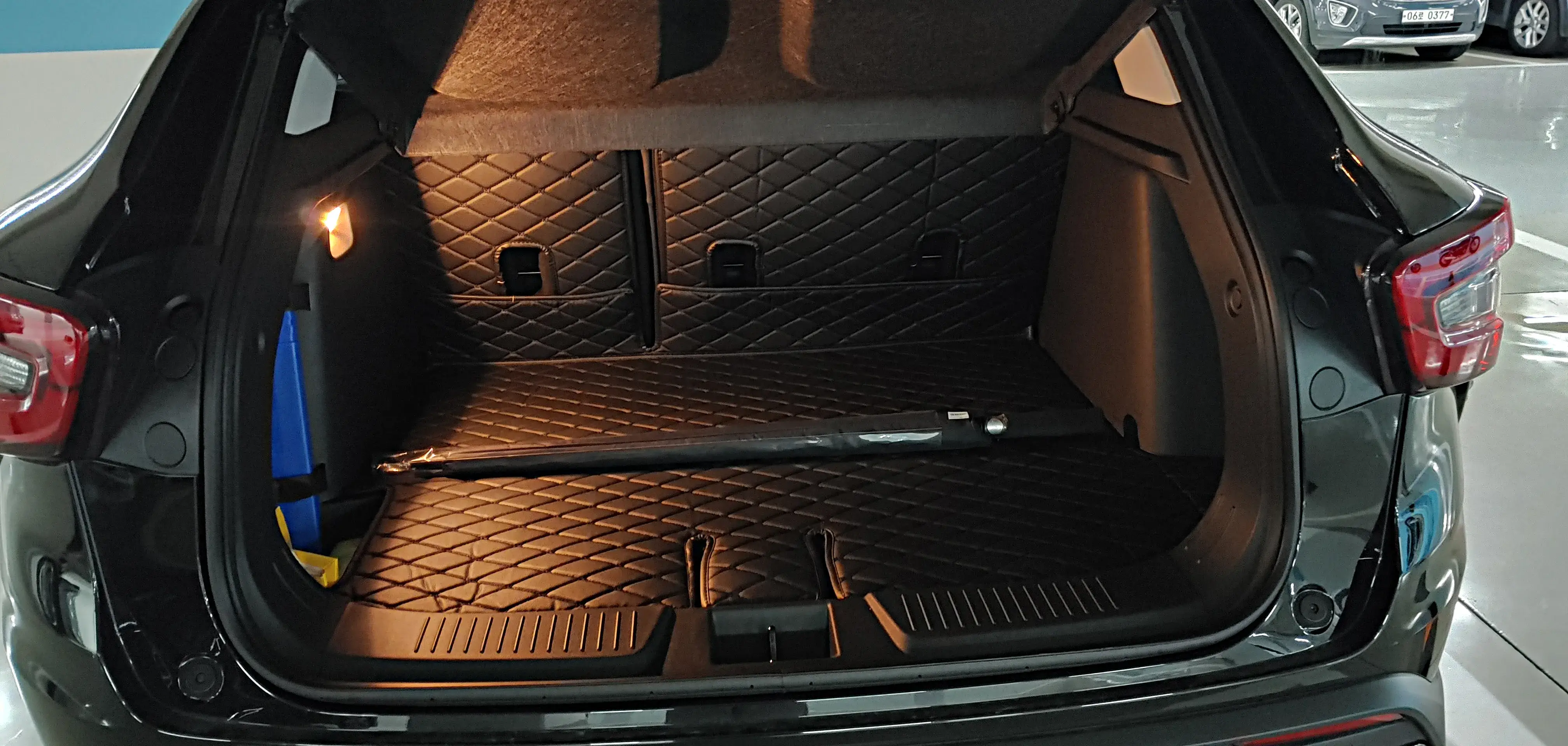 쉐보레 트랙스 크로스오버 내부 및 인테리어