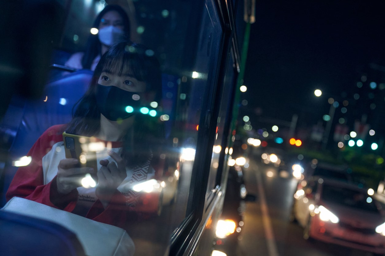 스마트폰을 떨어뜨렸을 뿐인데(10)