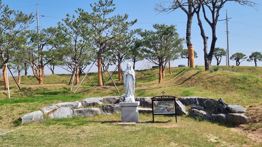 당진 원머리 성지 성모동산 성모상 사진