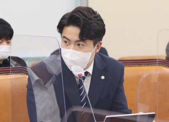 오영환 국회의원 불출마 소식