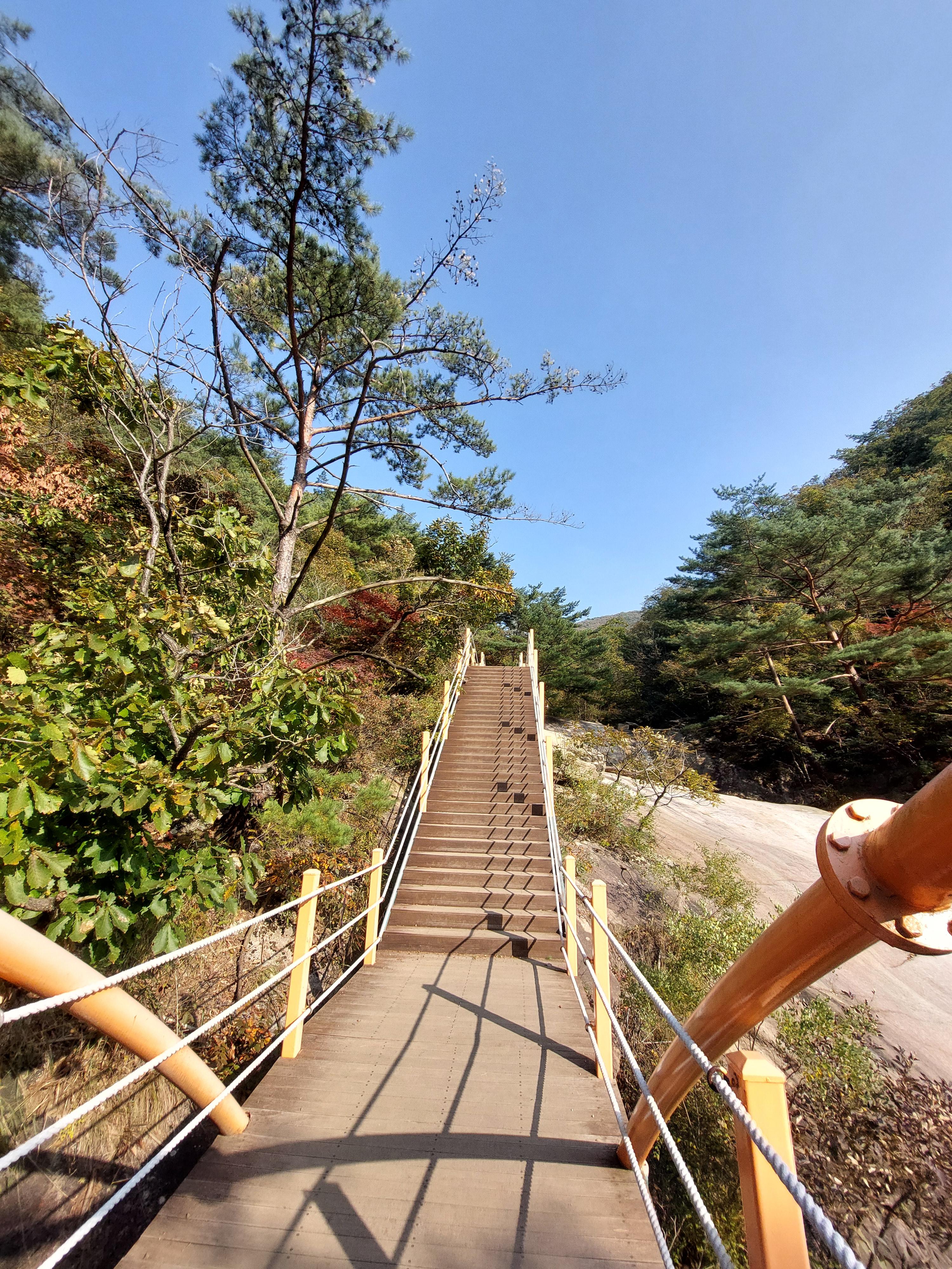 명성산