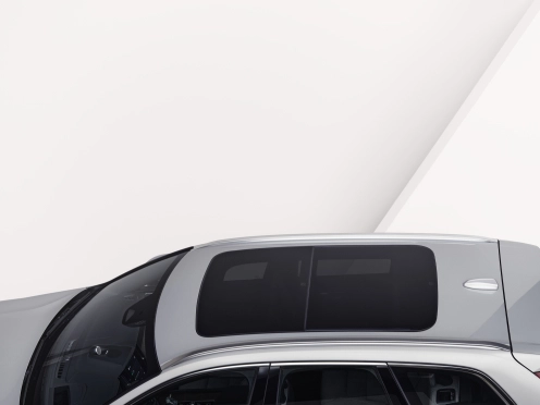 2025 볼보 XC60 하이브리드 연비와 성능의 완벽한 조화