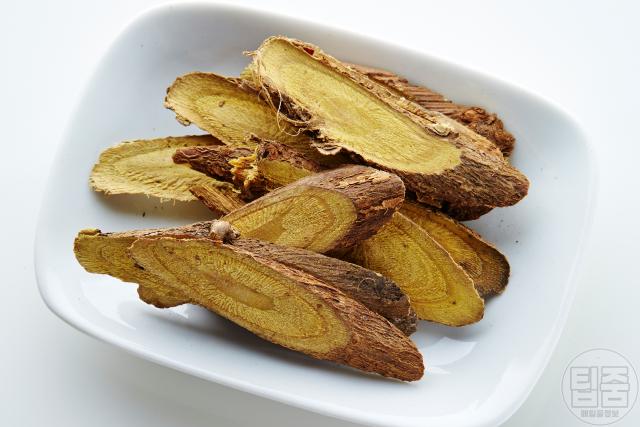 석회성건염에 좋은음식,석회화건염 좋은음식,감초,팁줌