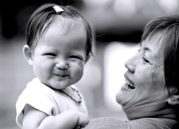 딸이 버리고 간 외손녀를 정식 딸로 입양하고 싶어하는 부부의 고민이 소개됐다. 본 기사와 무관한 이미지. [사진=픽사베이]