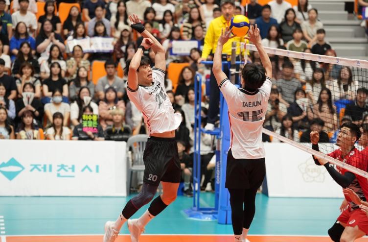 한국 남자배구 역전패 일본 감독
