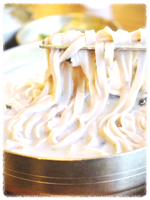 까막골동치미막국수