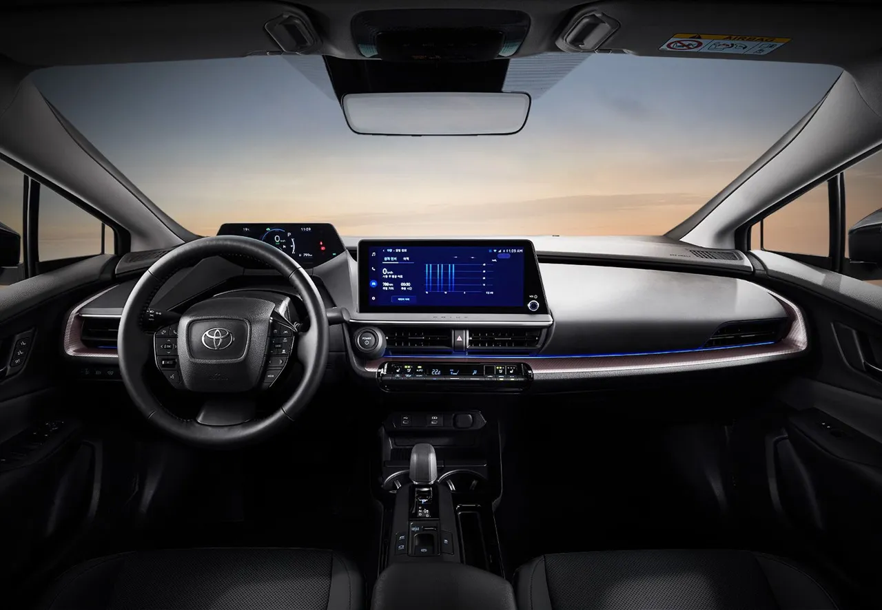 토요타 프리우스 하이브리드 자동차 이미지