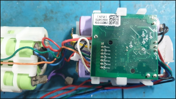 배터리와 보호회로 연결