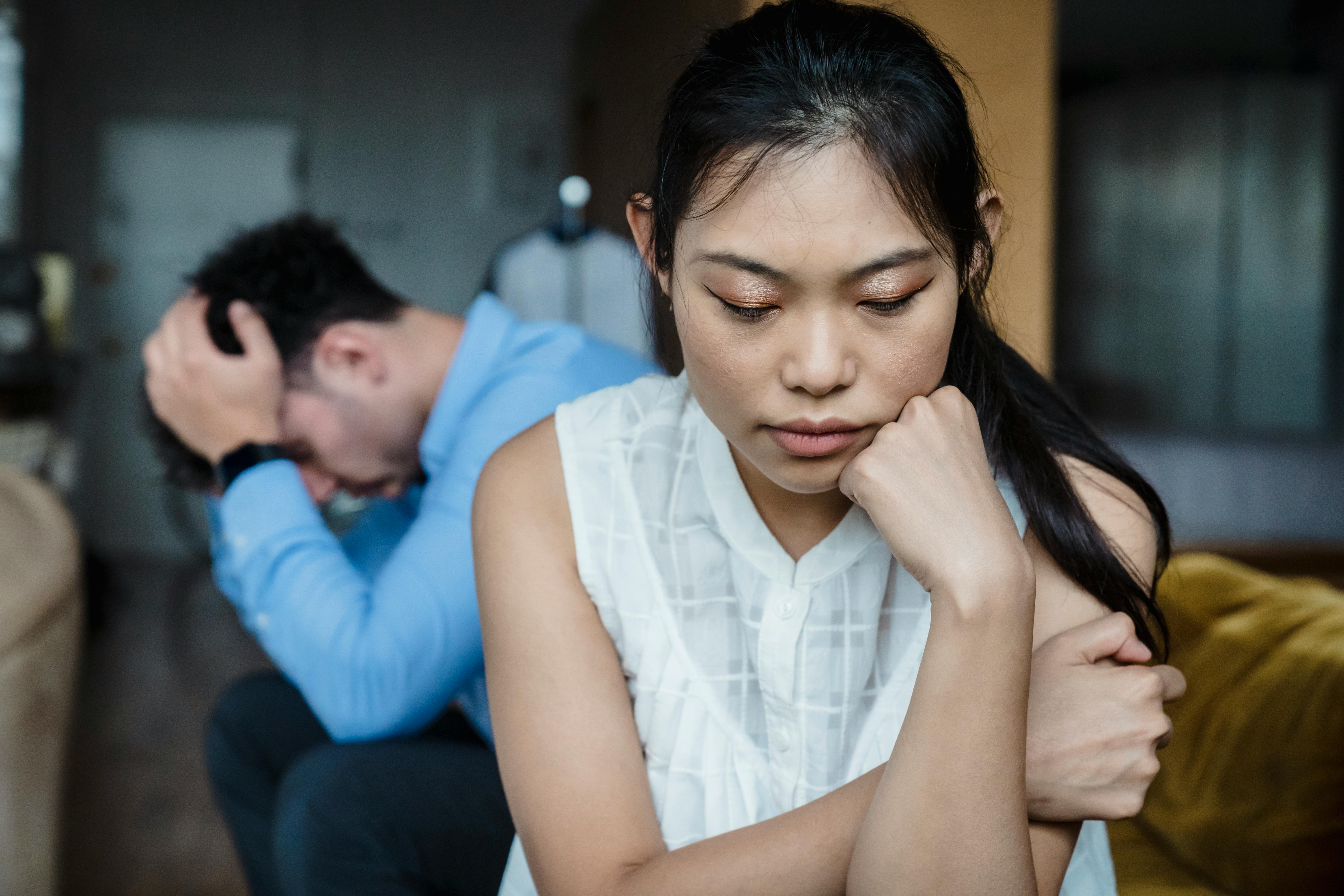 연인과 싸우는 꿈 해몽 – 사랑과 갈등의 숨은 의미