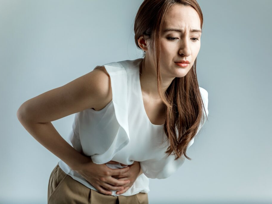 오른쪽 옆구리 통증 의심되는 병