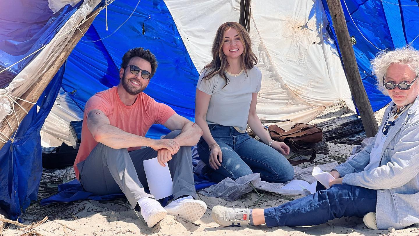 아나디아르마스크리스에반스고스티드