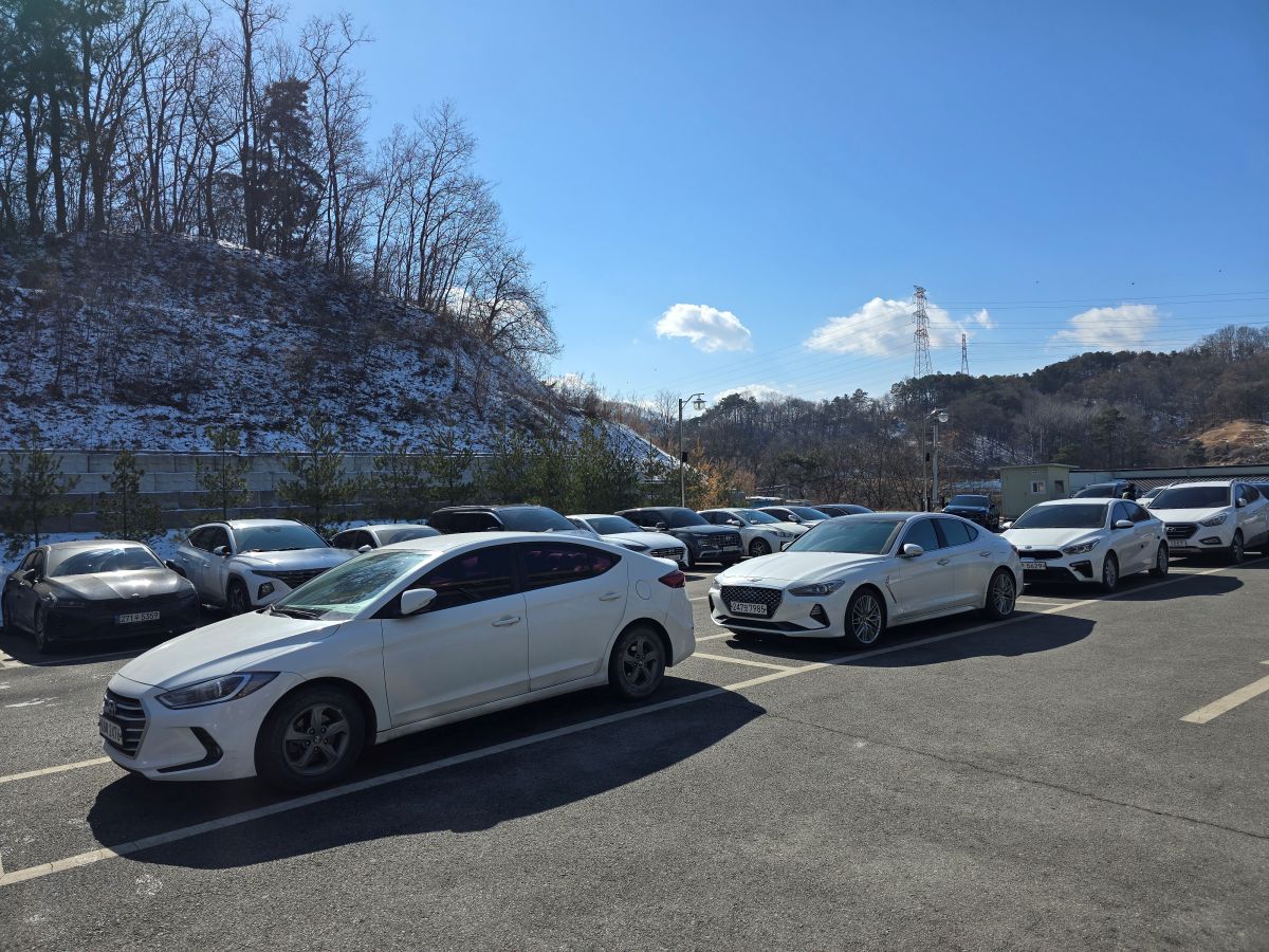 트리브링-주차장